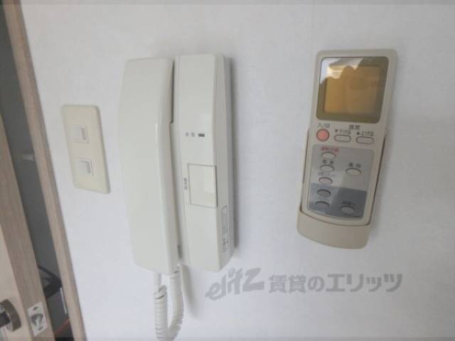 洋室　インターホン