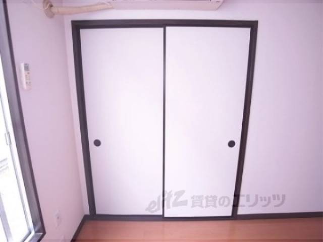 収納　一間半はあります。