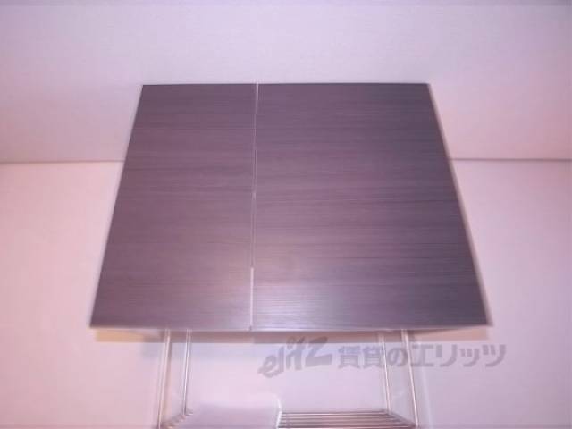 キッチン　上にも収納はあります。