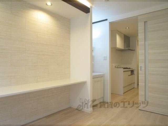 眺望　隣に建物ありますが、光は入ってきます。