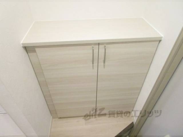 キッチン　コンロも二口。