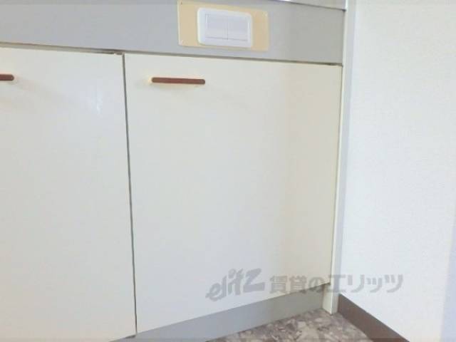 キッチン　収納