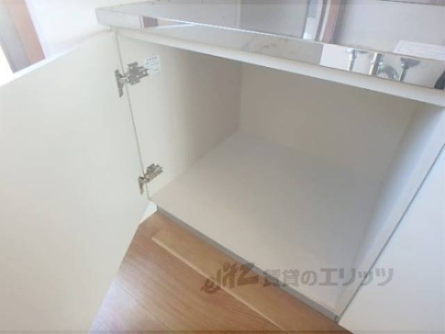 キッチン下収納