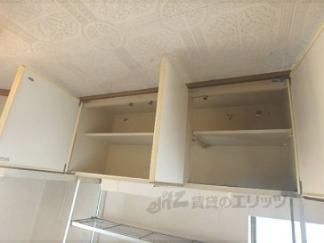 キッチン上収納