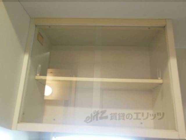 キッチン　上部収納