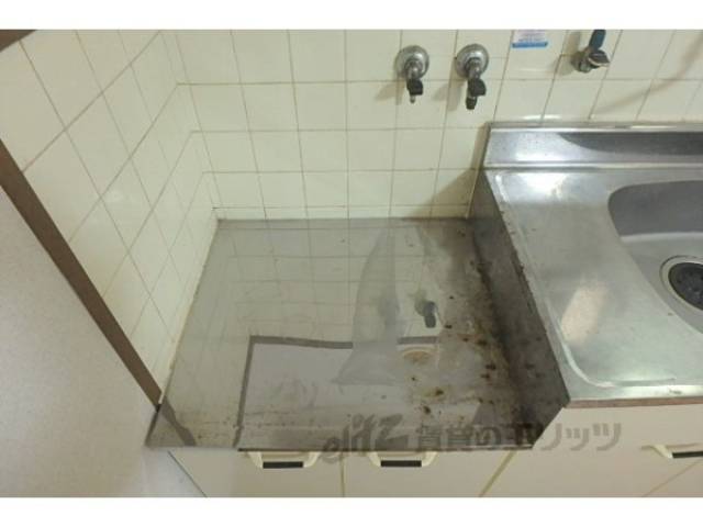 キッチン　コンロ置き場