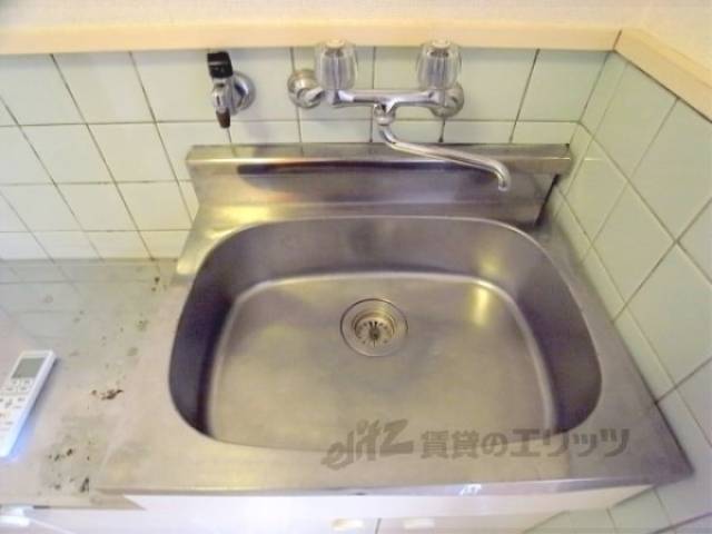 キッチン　シンクが広く、洗い物がしやすいです。