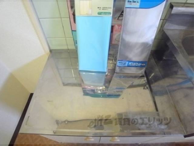 キッチン　コンロ置場