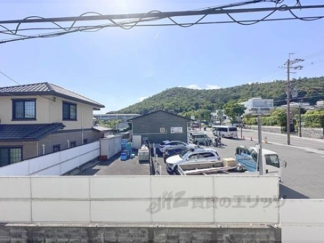 眺望　出窓からの眺望