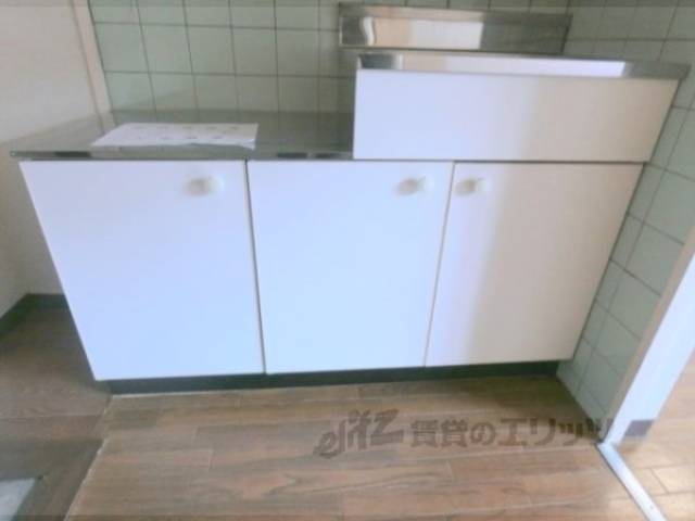 キッチン　下部収納