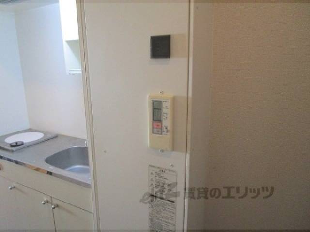 給湯器リモコン　給湯器