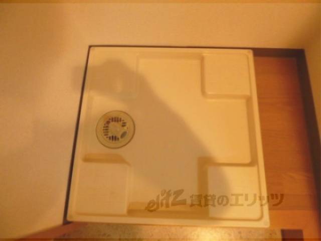 洗濯機置場　独立洗面台です・