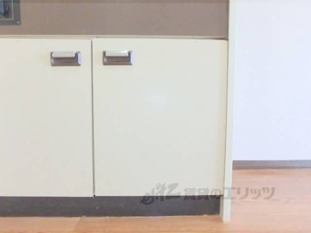 キッチン　収納