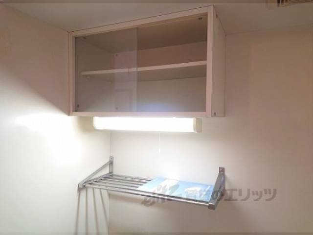 キッチン　上収納