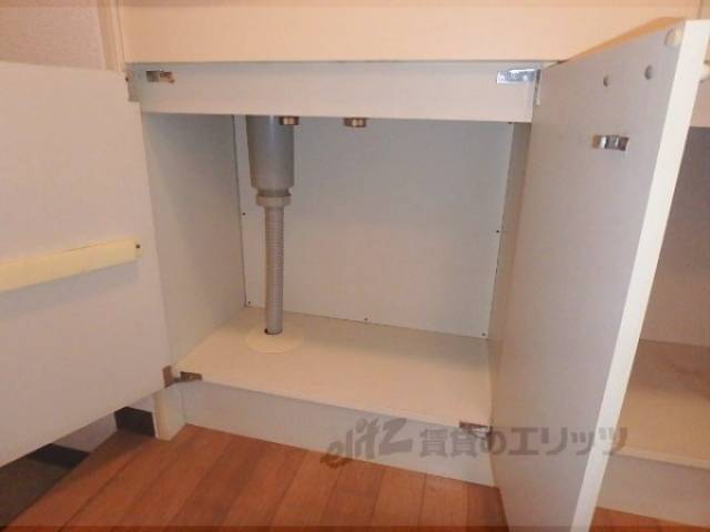 キッチン　収納