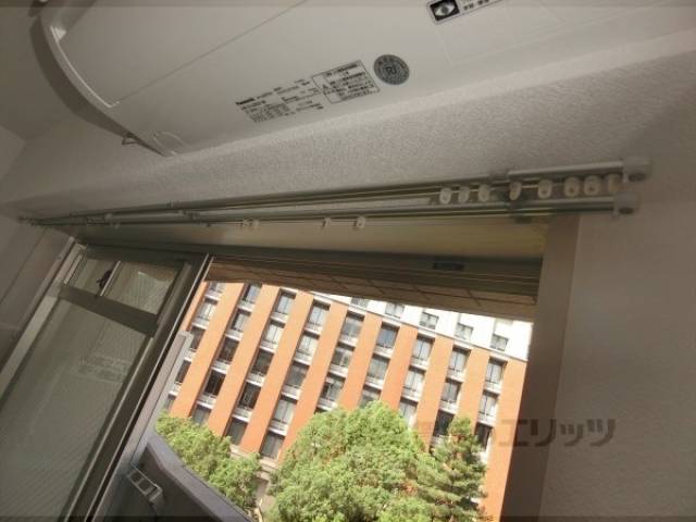 カーテンレール