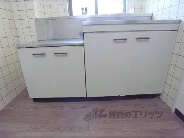キッチン　収納