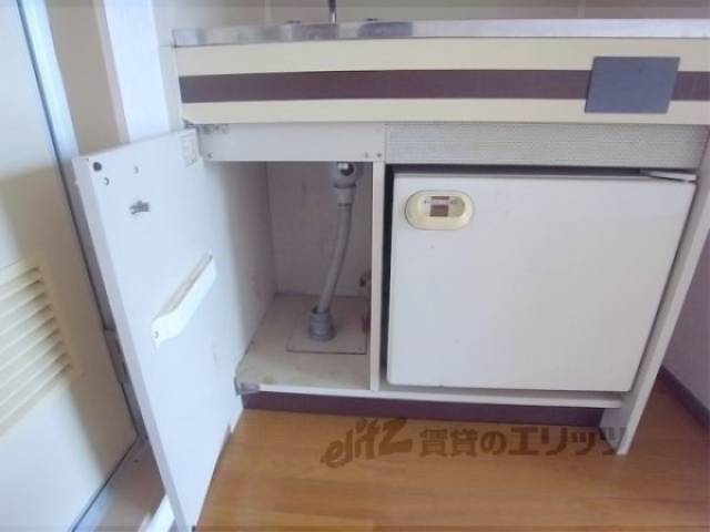 キッチン　下部収納