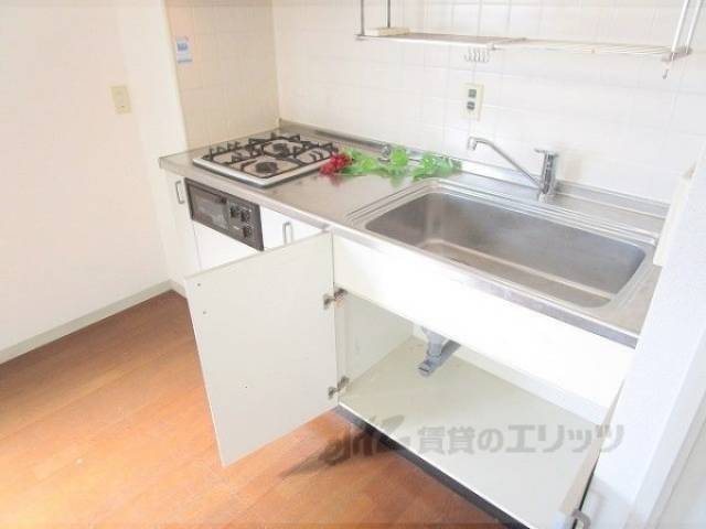 キッチン　下部収納