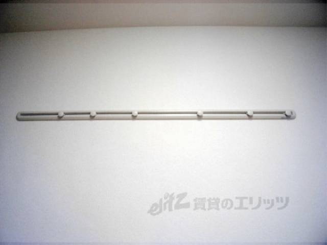 洋室　壁掛け収納あり。