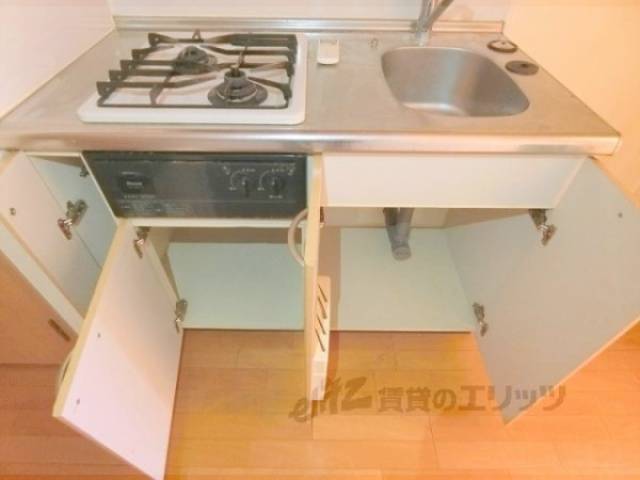 キッチン　下部収納