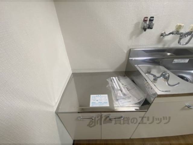 キッチン　ガスコンロ置き場