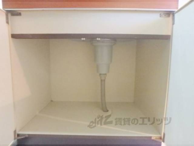 キッチン　下部収納