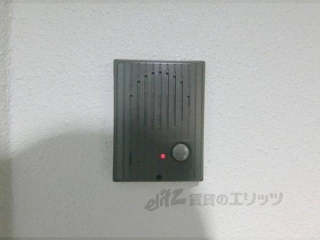 玄関　インターホン