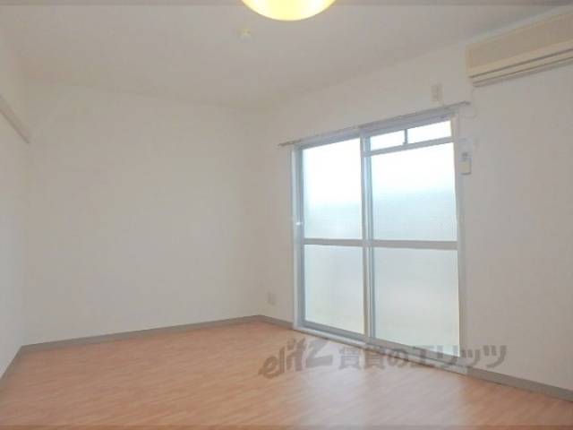 洋室　7帖のゆったりしたお部屋です