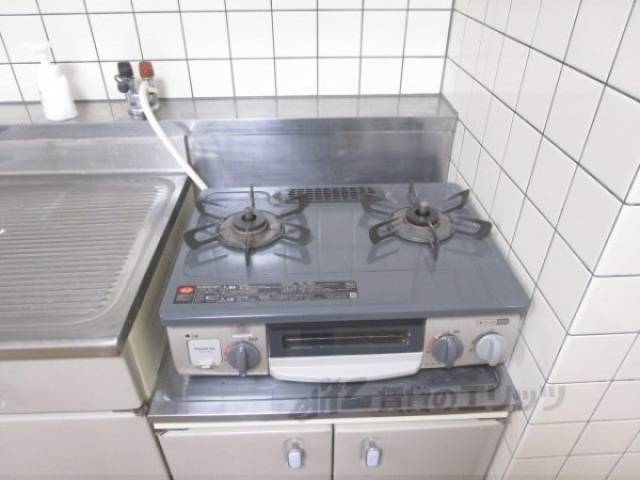 キッチン　コンロ