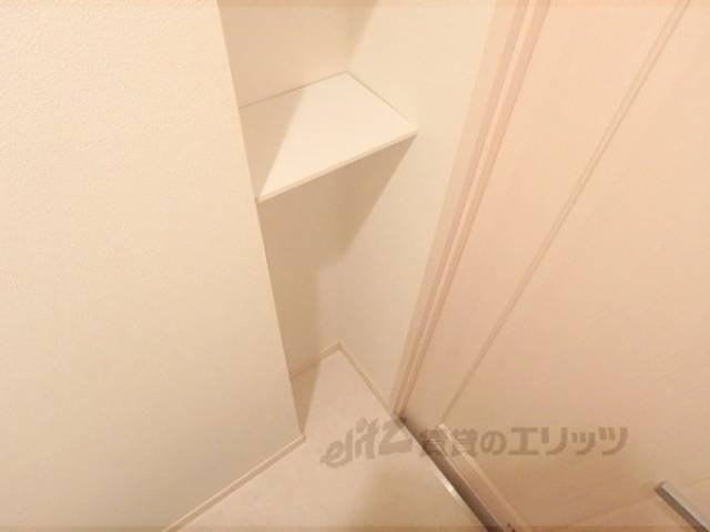 トイレ　収納