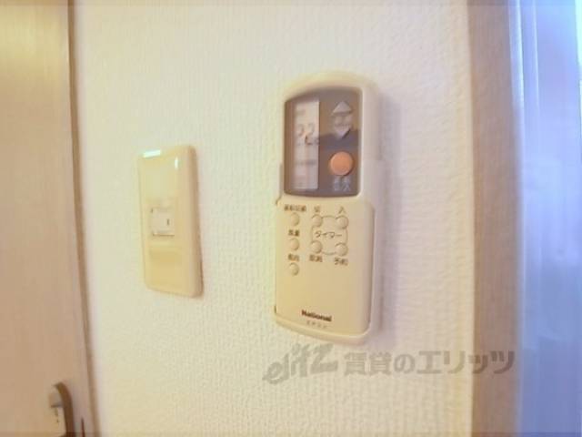 エアコンリモコン