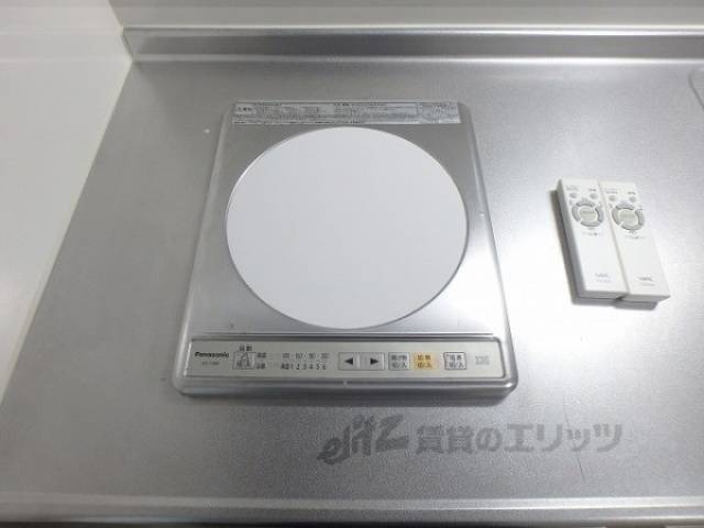 キッチン　コンロ