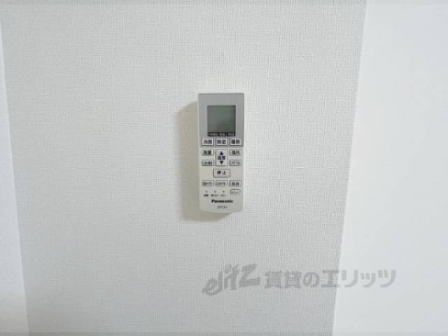 エアコン　エアコンリモコン