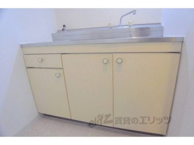 キッチン　収納