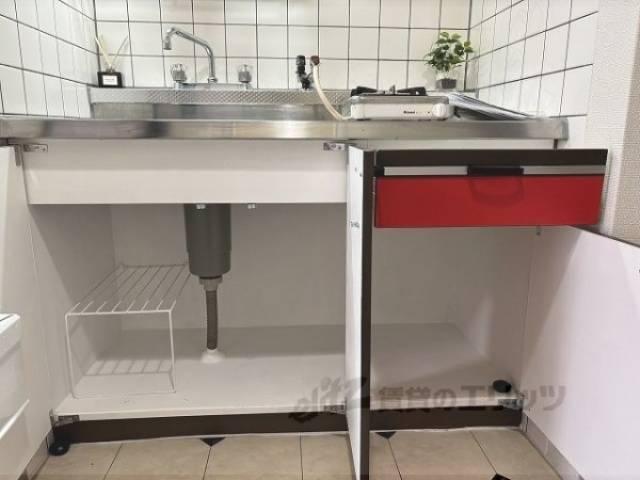 キッチン　キッチン下部収納