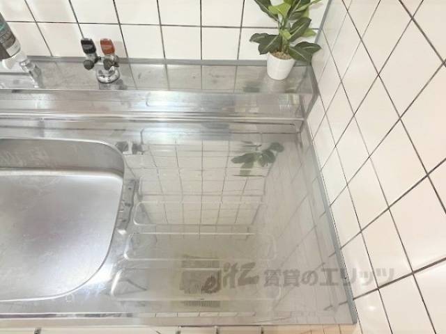 キッチン　コンロ置き場