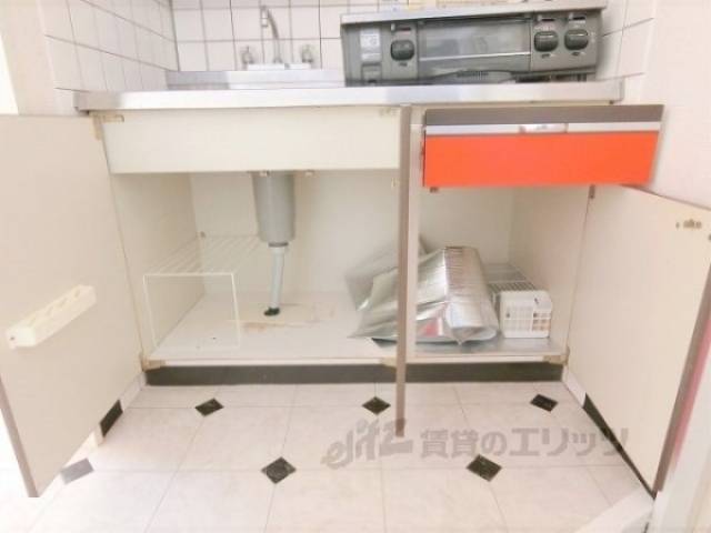 キッチン　キッチン下部収納