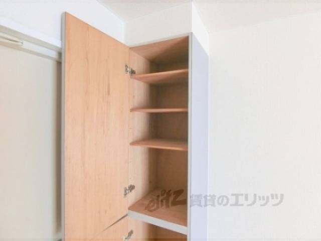 下駄箱　下部（開）