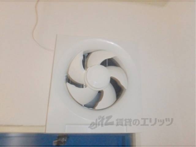 キッチン　換気扇