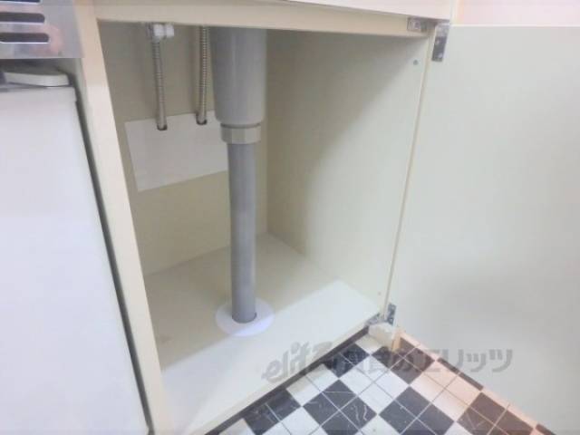 キッチン　収納