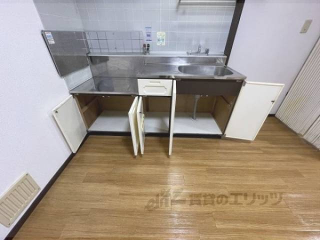 キッチン　下部収納