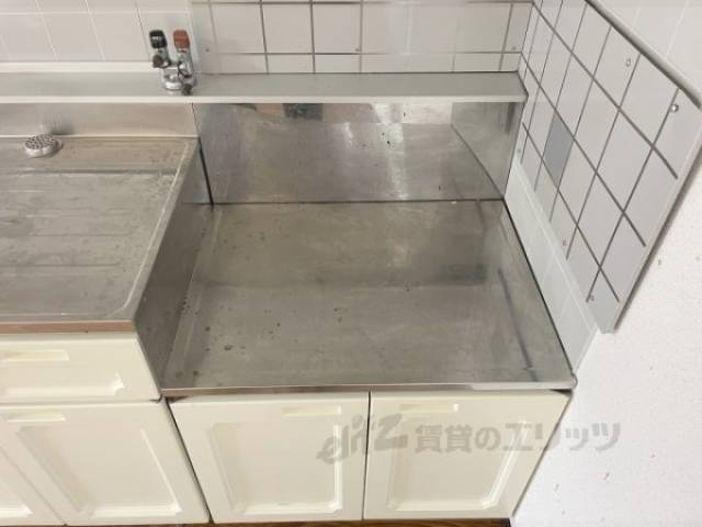 キッチン　コンロ置き場