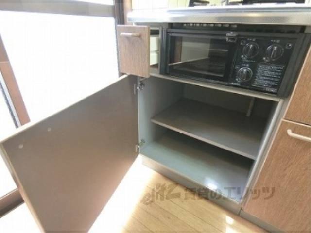 キッチン　下部収納