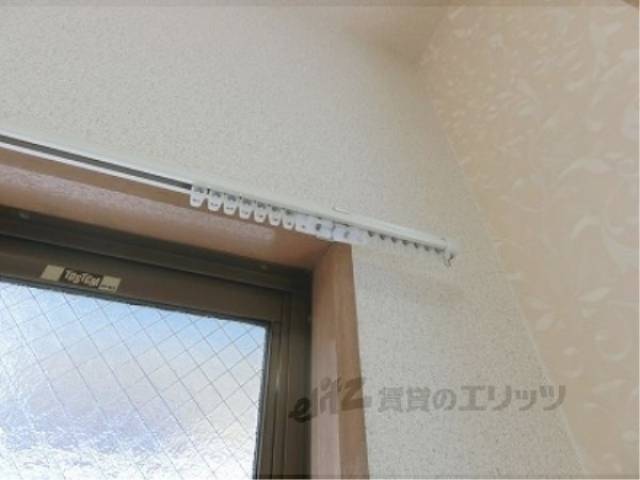 カーテンレール