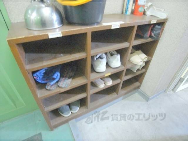 共同下駄箱