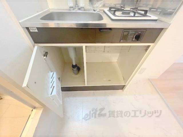 キッチン　下部収納
