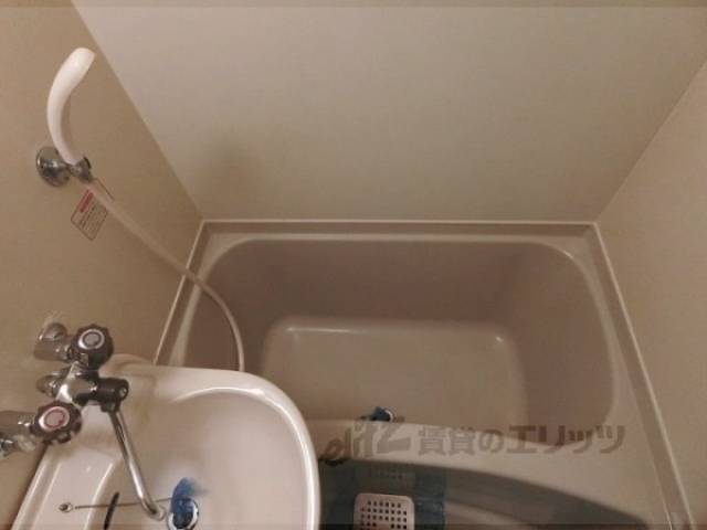 風呂　きれいなお部屋です