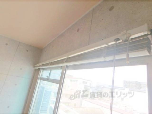 カーテンレール