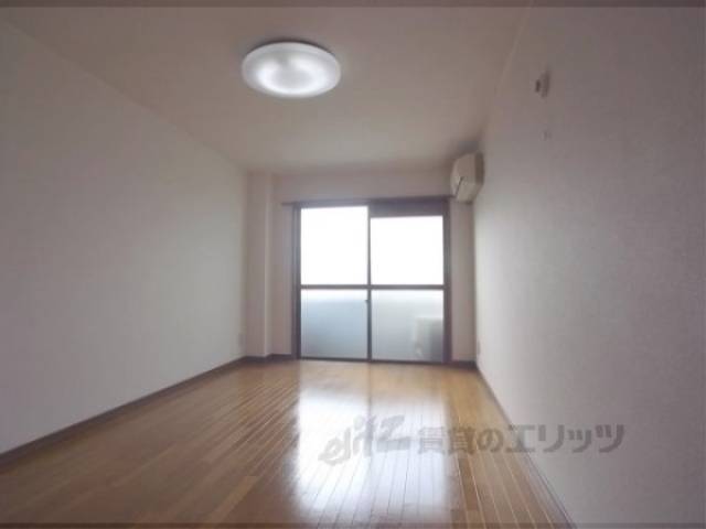 洋室　広いお部屋です。